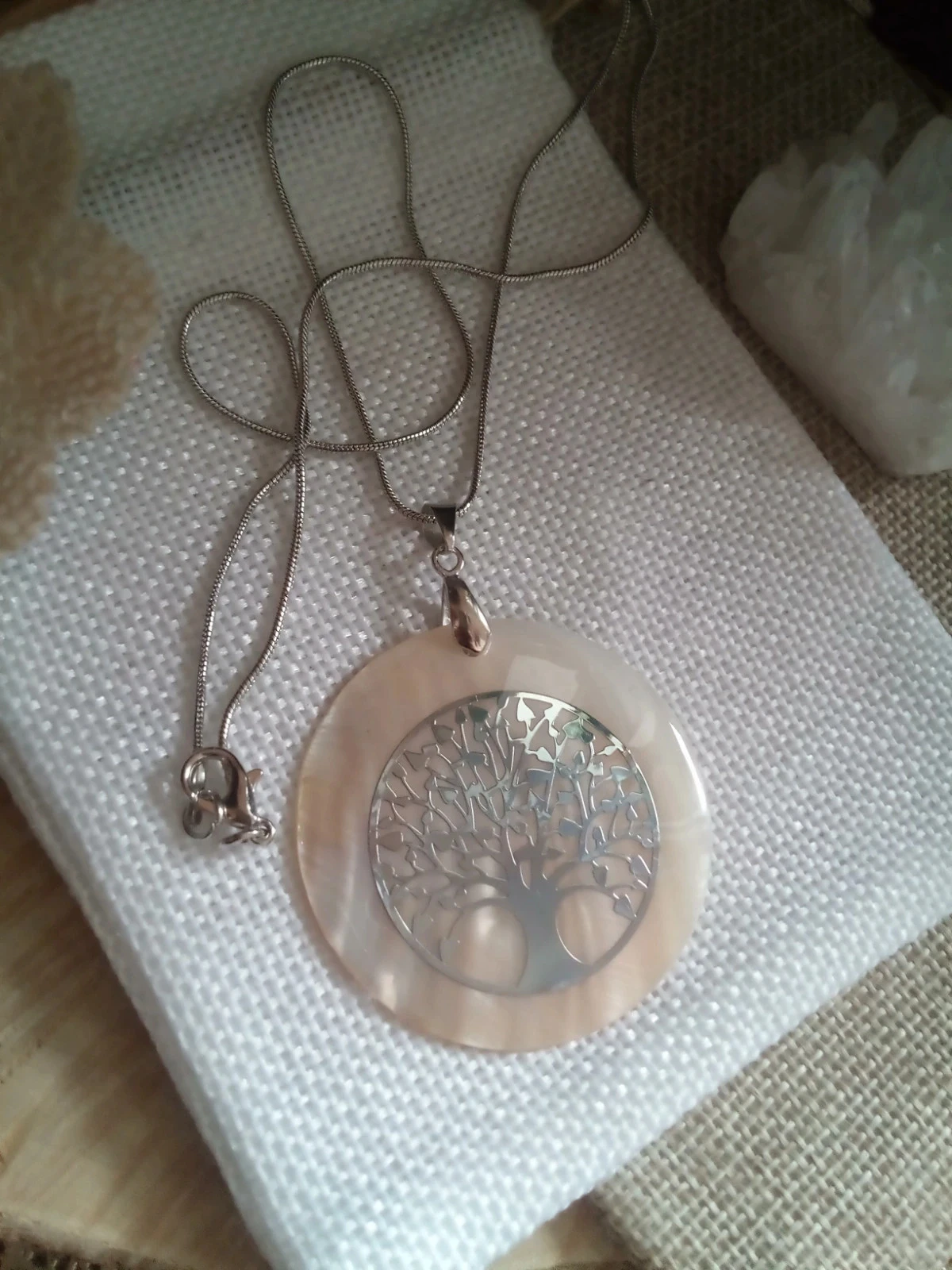 Collier arbre de vie nacré – photo 2